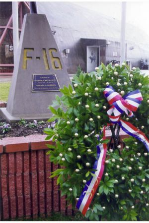 wreath   plaque